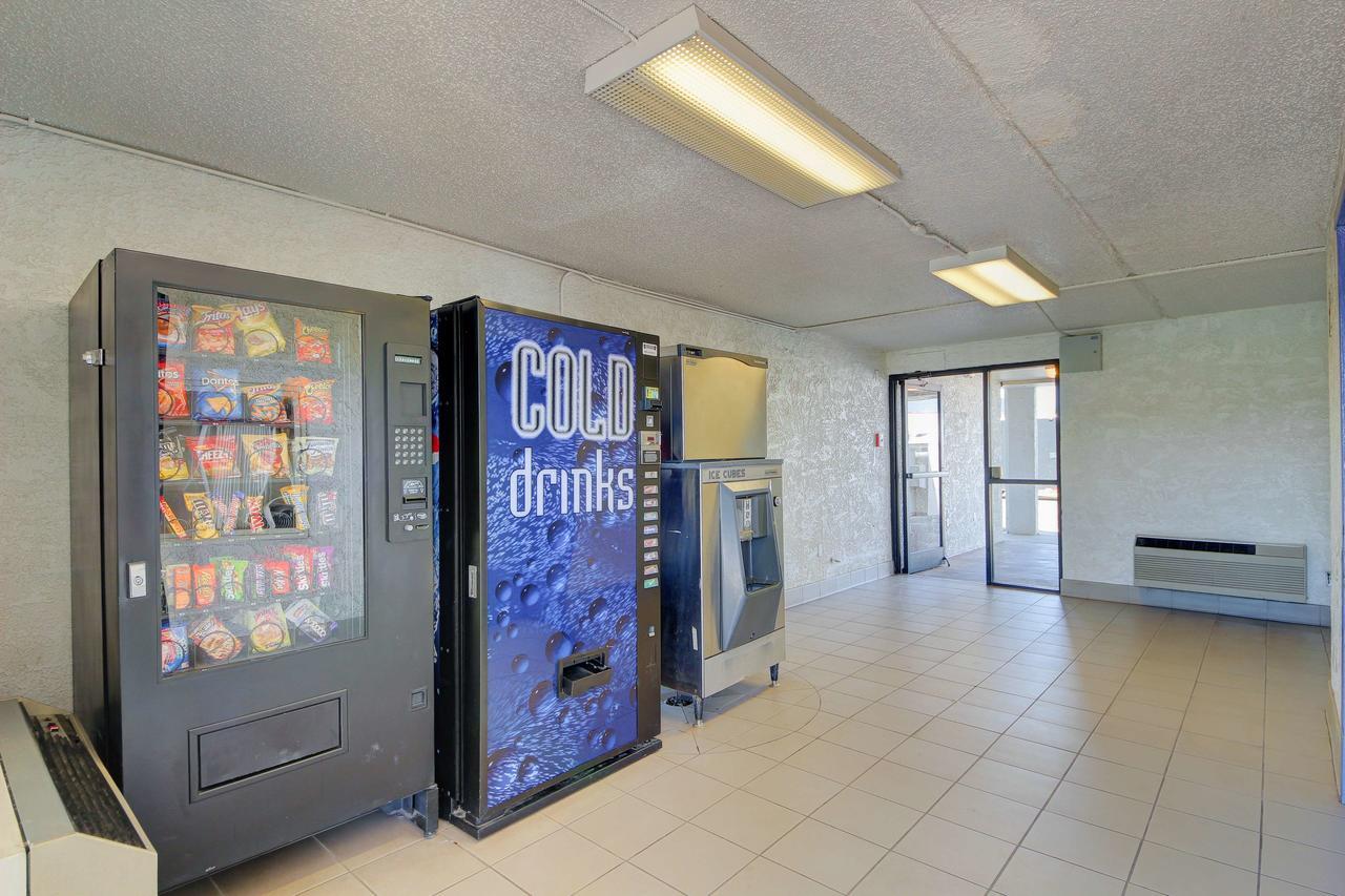 Motel 6-Oklahoma City, Ok - Frontier City Εξωτερικό φωτογραφία