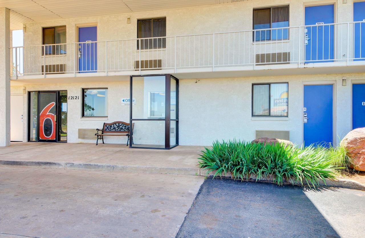 Motel 6-Oklahoma City, Ok - Frontier City Εξωτερικό φωτογραφία